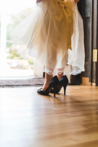 flowergirl in brides shoes