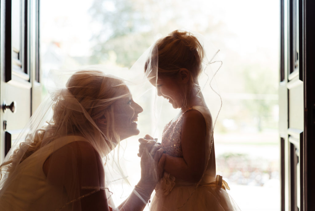 bride and flowergirl